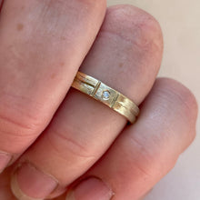 Load image into Gallery viewer, Dual ring - 10kt yellow gold, 14kt yellow gold