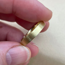Load image into Gallery viewer, Yellow gold - 4mm - Brushed finish wedding band