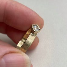 Load image into Gallery viewer, Golden Princess - Handcrafted yellow gold engagement ring