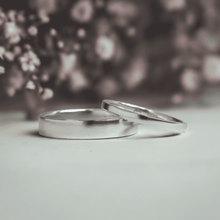 Load image into Gallery viewer, 925 - Polished Wedding Band Set - Silver