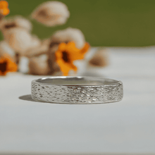 Load image into Gallery viewer, 925 - 4mm - Textured silver wedding band