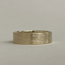 Load image into Gallery viewer, Yellow gold - 6mm - Rustic wedding band
