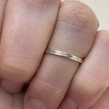 Load image into Gallery viewer, 925 - 2mm - Textured thin wedding ring