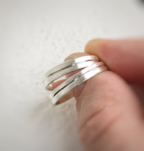 Load image into Gallery viewer, 925 - Rustic Wedding Band Set - Silver