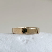 Load image into Gallery viewer, Yellow gold- 2mm and 4mm - Polished finish wedding band set