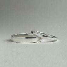 Load image into Gallery viewer, Handcrafted 925 Sterling Silver Polished Wedding Band Set - His and Hers Plain Wedding Bands with Semi-Polished Texture