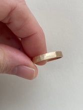 Load image into Gallery viewer, Yellow gold- 2mm and 4mm - Hammered brush finish wedding band set
