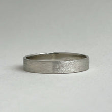 Load image into Gallery viewer, White gold - 4mm - Rustic wedding band