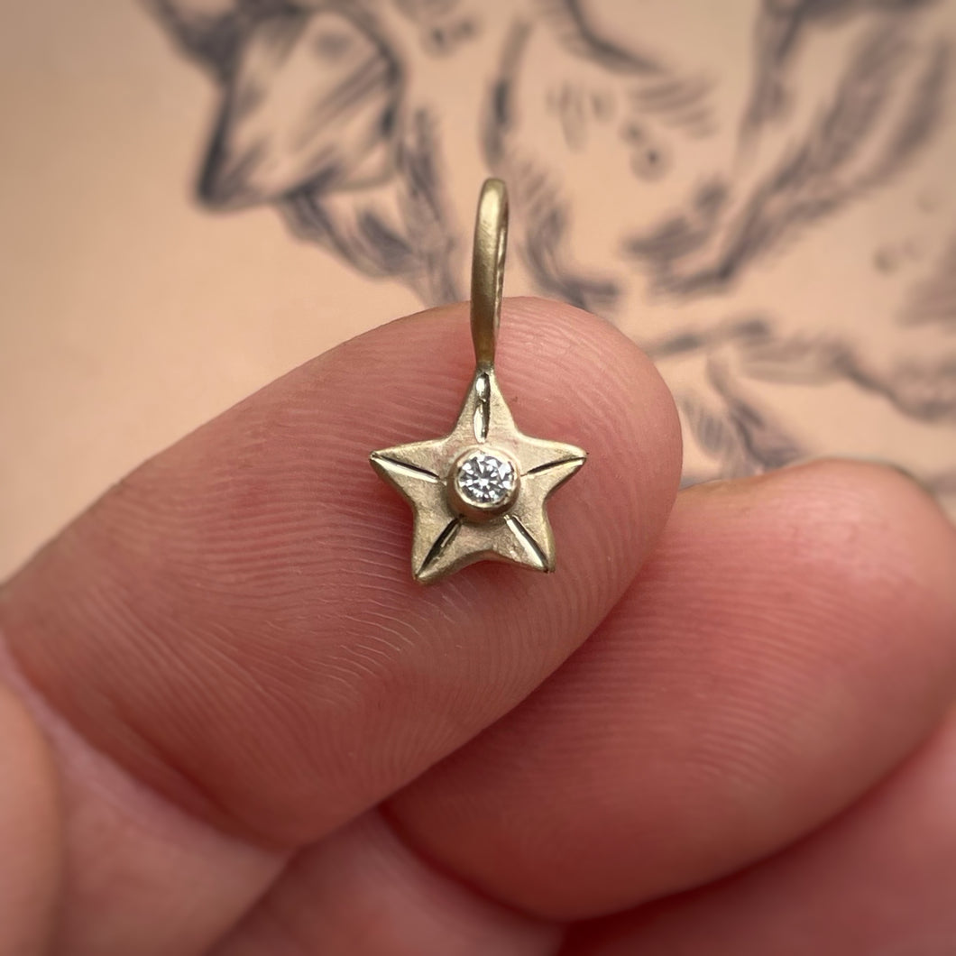 One - Star charm 10kt solid yellow gold pendant/charm