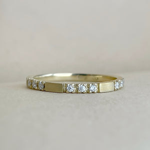 Yellow gold - Halve eternity ring - Ethical diamonds