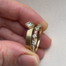 Load image into Gallery viewer, Made to order - Golden Princess + Snow - yellow gold - Bridal set
