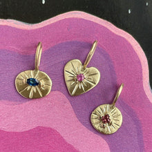 Load image into Gallery viewer, OOAK Pink sapphire solid 10kt yellow gold pendant/charm
