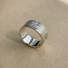 Load image into Gallery viewer, Custom Ring – Final Balance – Serena
