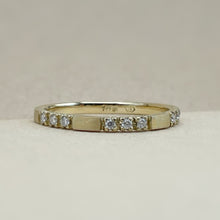 Load image into Gallery viewer, Yellow gold - Halve eternity ring - Ethical diamonds
