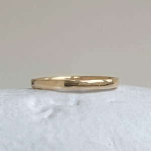 Yellow gold - 2mm - Traditional polished wedding ring